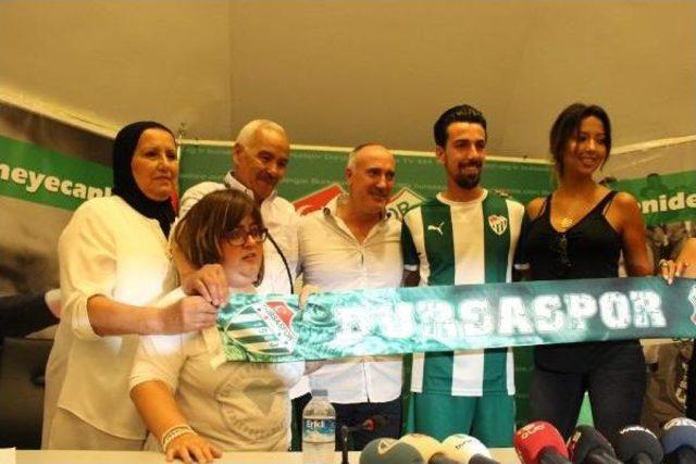 Bursaspor Barcelonalı Cuenca’Yla Imzaladı