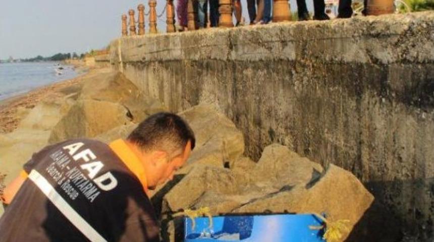 Denizde Bulunan Bidon Incelemeye Alındı