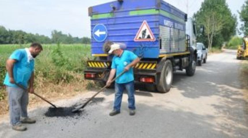 Kartepe&rsquo;de Asfalt Yama &Ccedil;alışması
