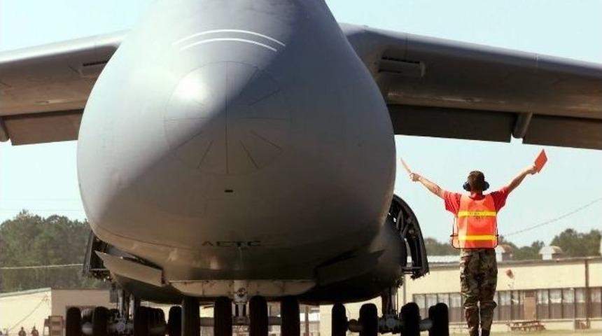 İncirlik Hava &Uuml;ss&uuml;&rsquo;ne Kargo U&ccedil;ağı Yağıyor