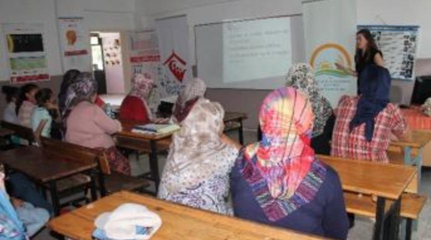 K&ouml;ylerde &lsquo;kadına Şiddet&rsquo; Semineri Verildi