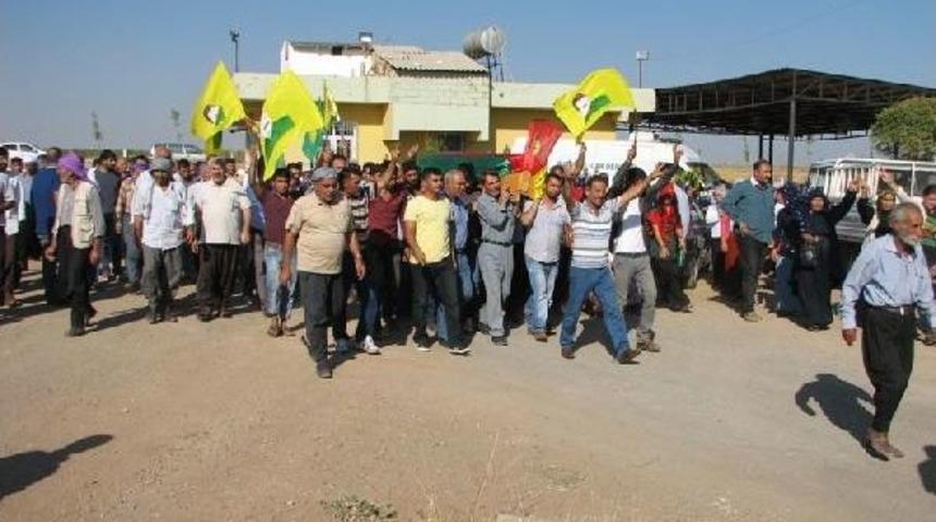 Pozantı'da 2 Polisi Şehit Eden Pkk'lı Viranşehir'de Toprağa Verildi