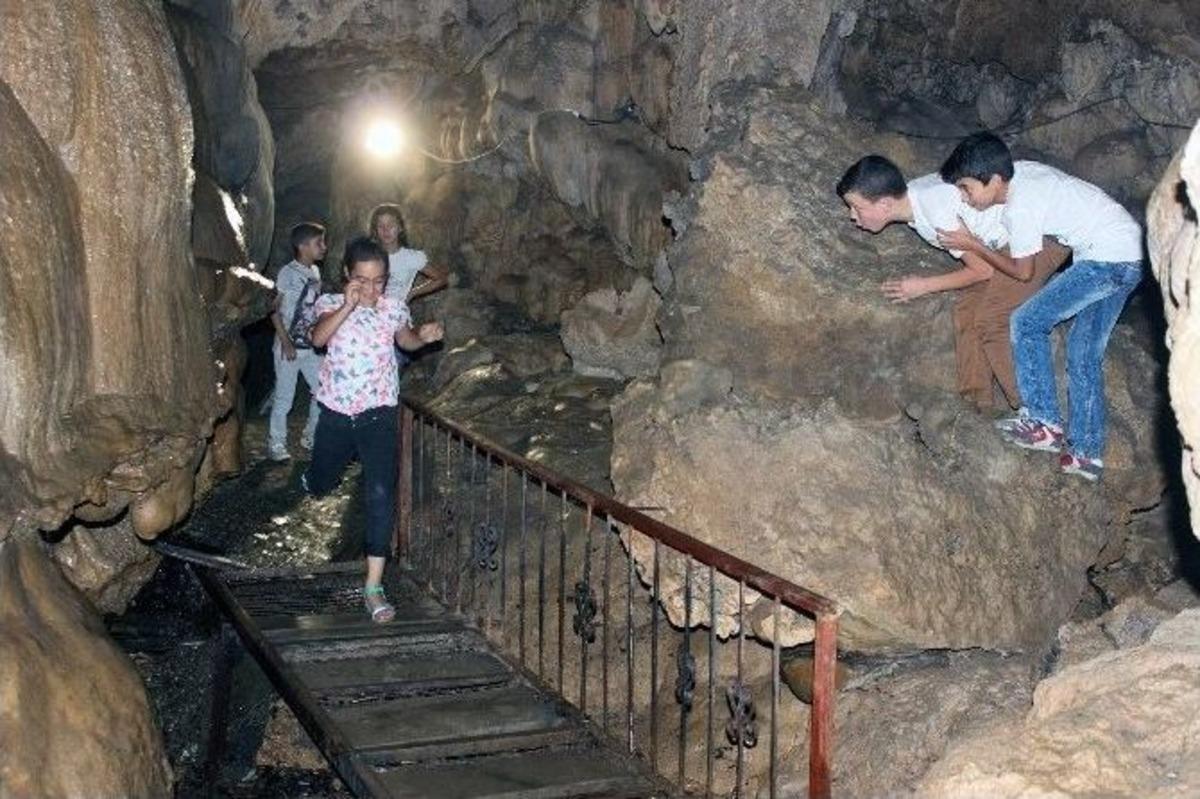 Altı Mağara, &Uuml;st&uuml; G&uuml;reş Alanı