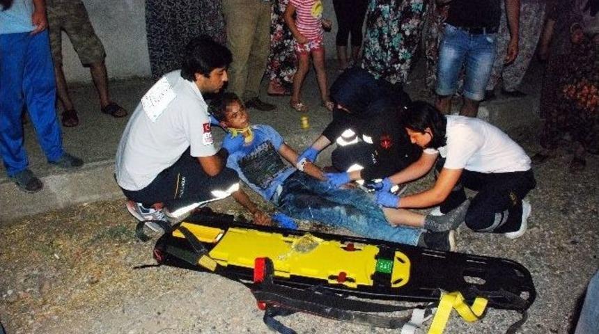 Otomobil S&uuml;r&uuml;c&uuml;s&uuml; Olay Yerinden Ka&ccedil;tı