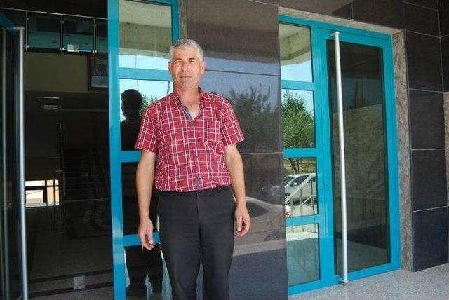 Malkara&rsquo;da Sezonun İlk Ay&ccedil;i&ccedil;eği Satışı Yapıldı 1