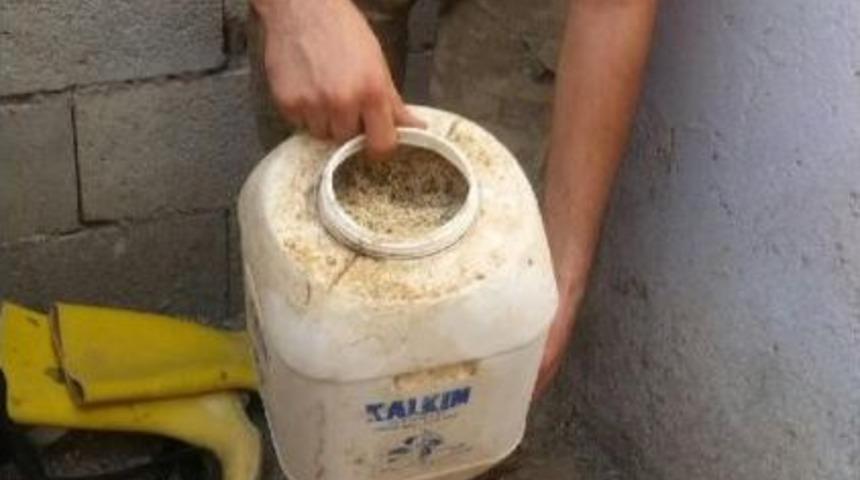 Ak&ccedil;akale'de Odunluktan Uyuşturucu &Ccedil;ıktı