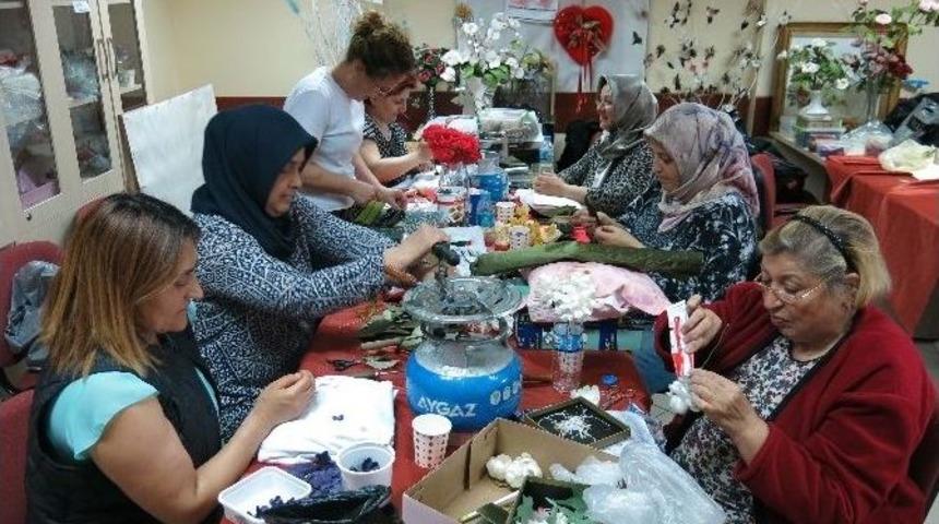 Kadın Ve Aile Merkezi Yazın Da İlgi Görüyor