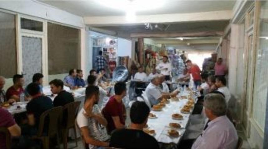 &Ccedil;umra Belediye Başkan Oğuz, Esnaflarla Buluştu