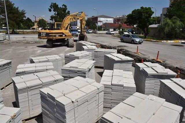 Büyükşehir’den İstasyon Meydanı’na Yeni Proje