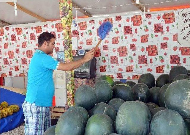 Tezgahlarını Evleri Haline Getirdiler