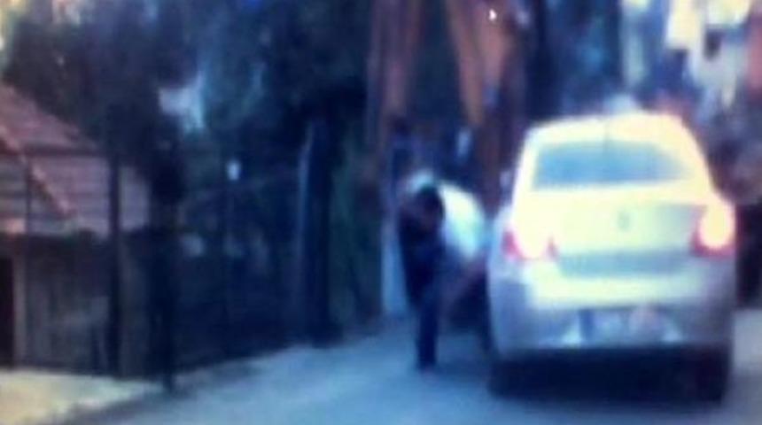 İş Makinesinden Ka&ccedil;arken Altında Kalıyordu