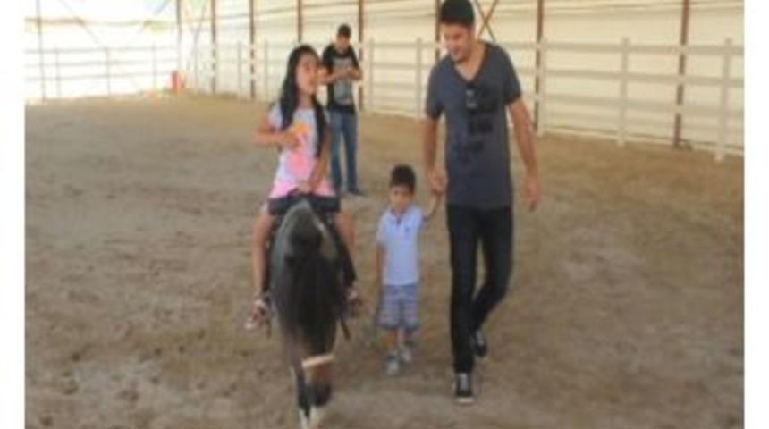 Hara&rsquo;da At Binme Keyfi