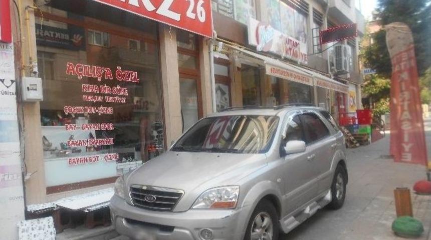 Boz&uuml;y&uuml;k&rsquo;te D&uuml;zensiz Ara&ccedil; Parkları