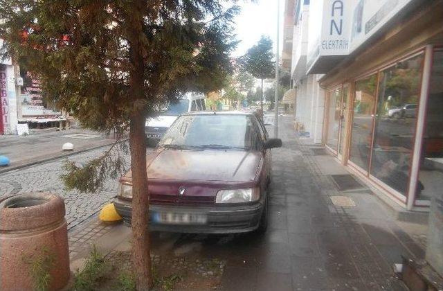 Bozüyük’te Düzensiz Araç Parkları