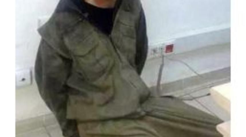 &Ouml;zel Harekat Polislerini Taşıyan Araca Roketle Saldıran Ter&ouml;rist Yakalandı