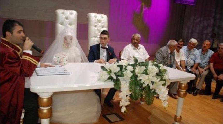 Enver Bal&rsquo;ın Mutlu G&uuml;n&uuml;