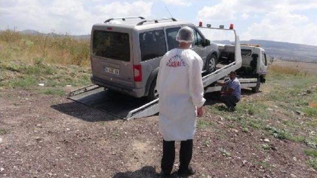 Uyumak Için Çıktığı Tepede Aracında Öldürüldü