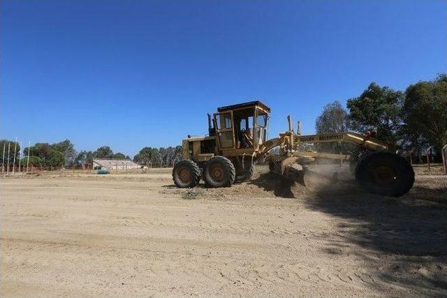 Sel&ccedil;uk&rsquo;ta Stat Ve Kapalı Spor Salonu&rsquo;nda &Ccedil;alışmalar Başladı 1