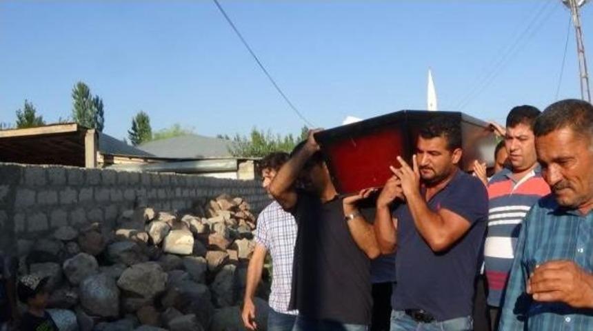 Karabacak &Ccedil;ifti 10 Dakika Arayla &Ouml;ld&uuml;