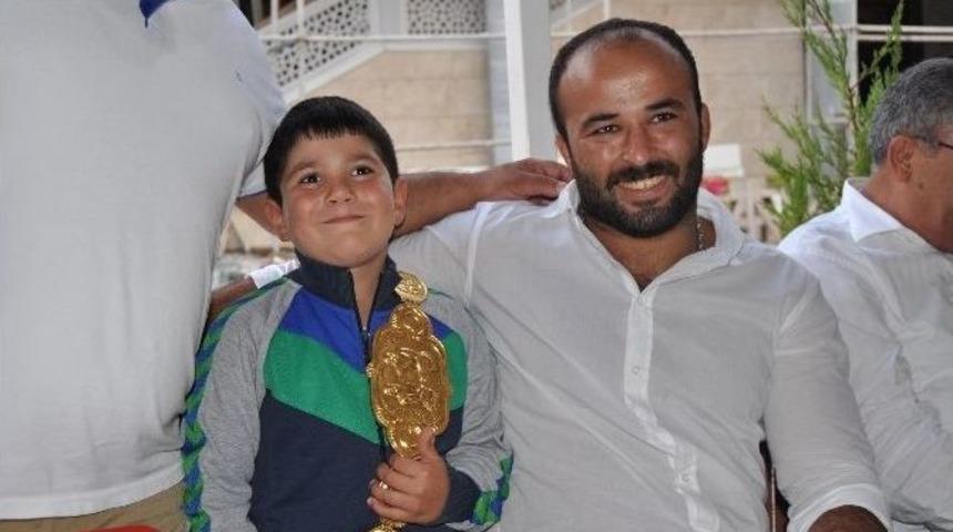 Başpehlivan Okulu&rsquo;nun Hedefi Elmalı