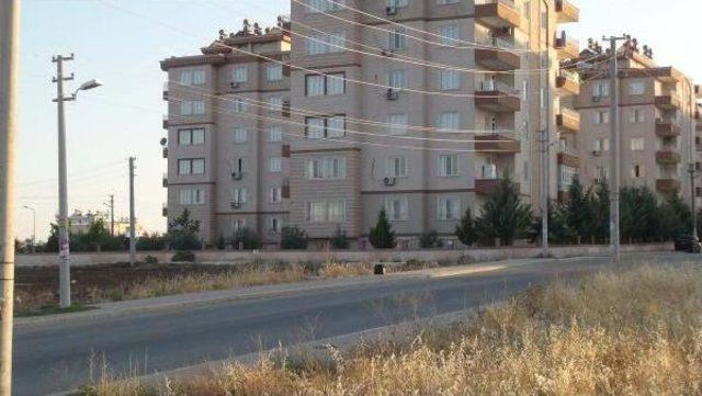 Adıyaman'da Bomba Paniği Yaşatan Şüpheli Poşetten Çöp Çıktı