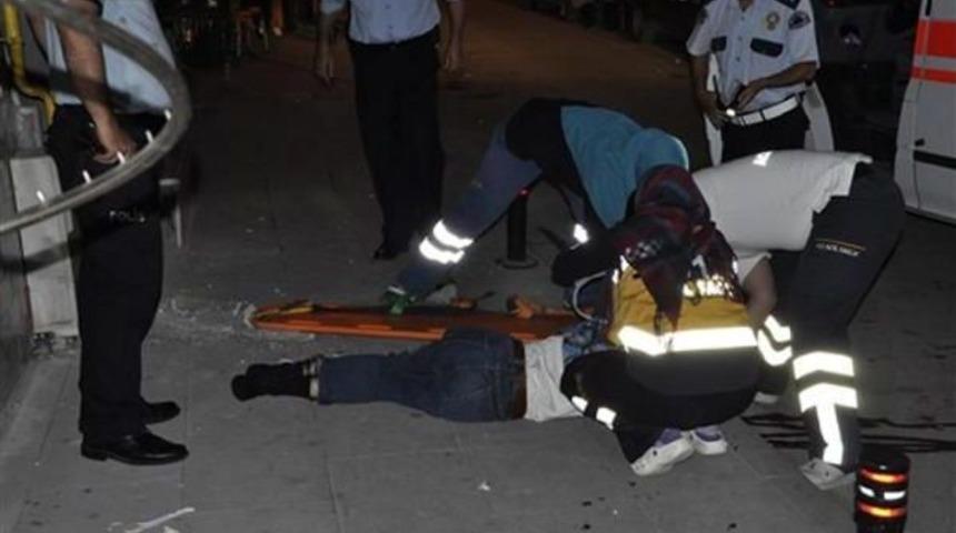 Ağabeyi Ile Tartıştı 5'inci Kat Balkonundan Atladı