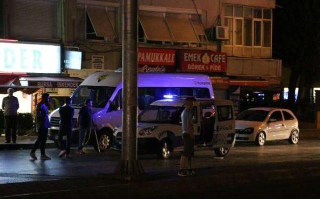 Beşiktaş'ta 1 Polis Silahla, Şişli'de 2 Polis Bıçakla Yaralandı