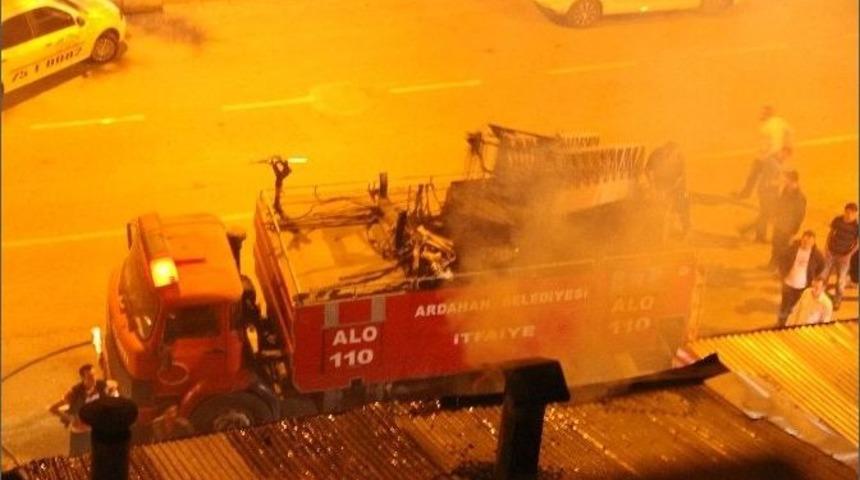 Lokantada Korkutan Yangın