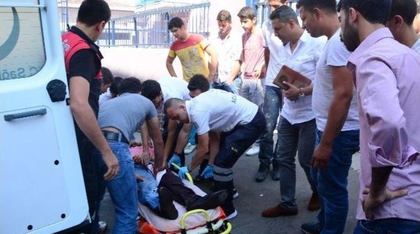 Telefon Kavgasında Ağır Yaralandı