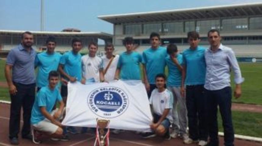 16 Yaş Altı Atletler&rsquo;de T&uuml;rkiye İkincisi Oldu