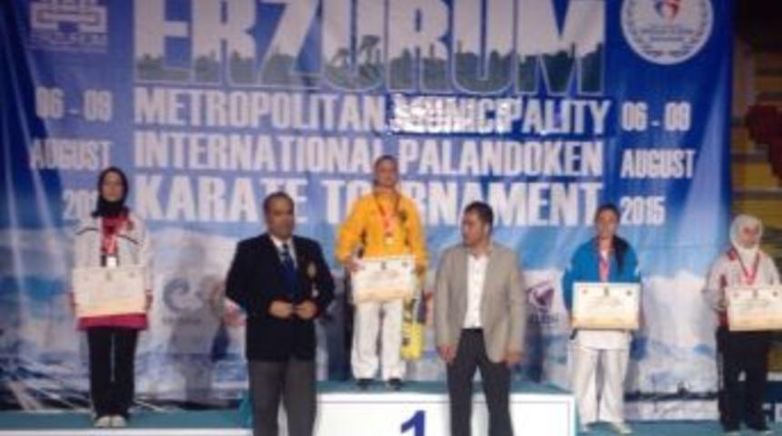 Kağıtsporlu Bahar, Erzurum&rsquo;da İkinci Oldu