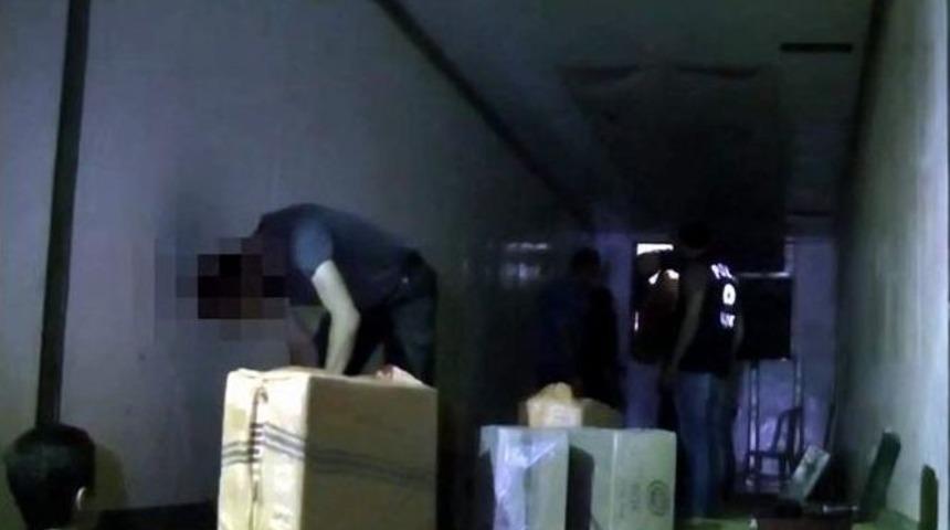 Uşak&rsquo;ta Uyuşturucu Ve Ka&ccedil;ak Sigara Operasyonu