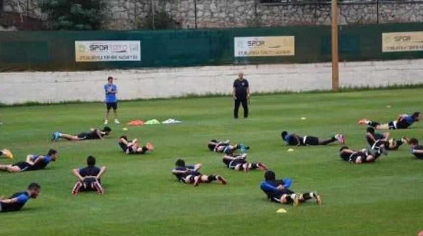 Kardemir Karab&uuml;kspor'da Hedef 3 Puanla Başlamak