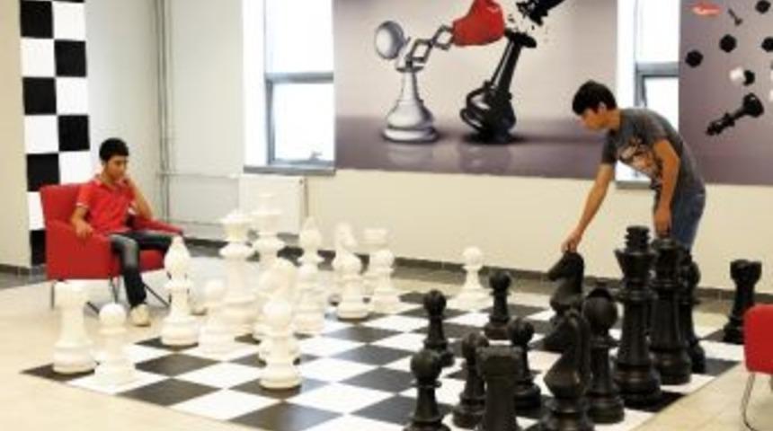 Bilgi Evleri Yaz Aktiviteleriyle &Ouml;ğrencilerin Yanında