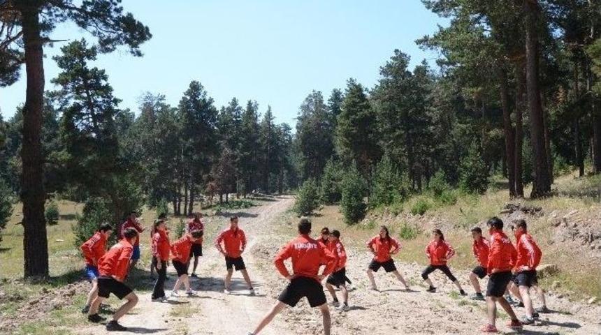 Kayak Milli Takımı Sarıkamış&rsquo;ta Kampa Girdi