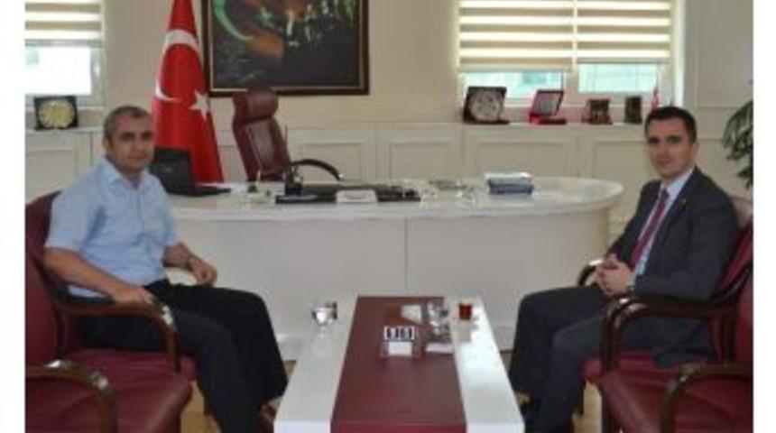 &Ouml;zer Akoğlu Kozlu Kaymakamı Ahmet Karakaya&rsquo;yı Makamında Ziyaret Etti