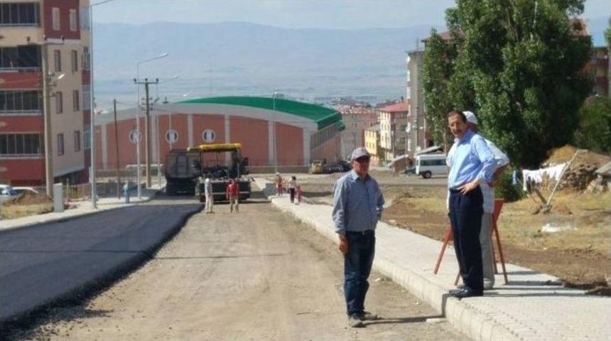 Paland&ouml;ken Belediyesi İl&ccedil;eyi Karış Karış Asfaltlıyor