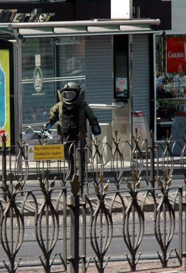 Otobüs Durağına Bırakılan Poşet Bomba Paniğine Neden Oldu