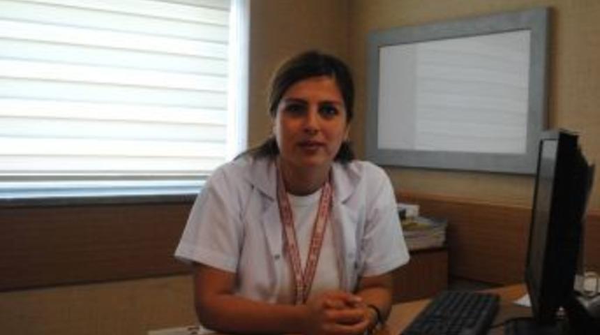 Uzmanlardan Sık Duş Alanlara Ve Havuza Girenlere Uyarı