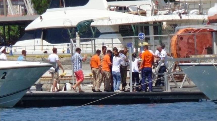 Sahil G&uuml;venlik Botunun Kurtardığı Gen&ccedil; Hayatını Kaybetti