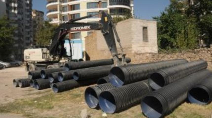 Niğde&rsquo;de Alt Yapı &Ccedil;alışmaları Tam Gaz Devam Ediyor
