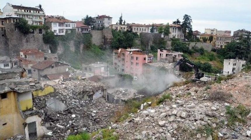 Tabakhane&rsquo;de Hak Sahiplerine Bug&uuml;ne Kadar 174 Milyon 694 Bin Tl &Ouml;dendi