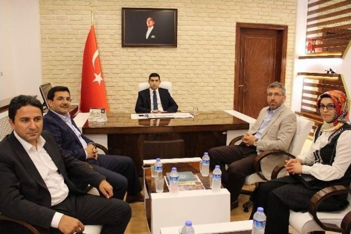 Ak Parti Heyeti Sarıcakaya&rsquo;da