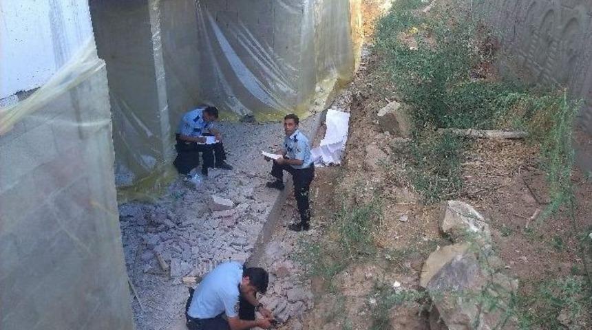 İnşaattan D&uuml;şen İş&ccedil;i Hayatını Kaybetti