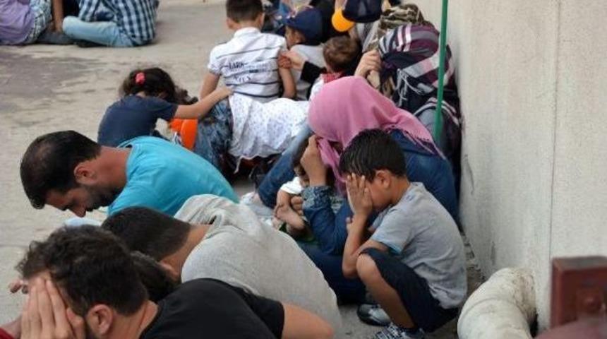 Ayvalık'ta 112 Ka&ccedil;ak Yakalandı