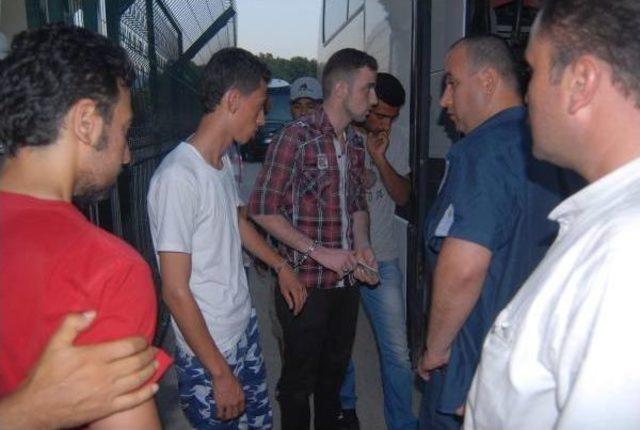 İzmir'de, Suriyeli Mülteci Akınına Karşı Önlemler Alınıyor (2)