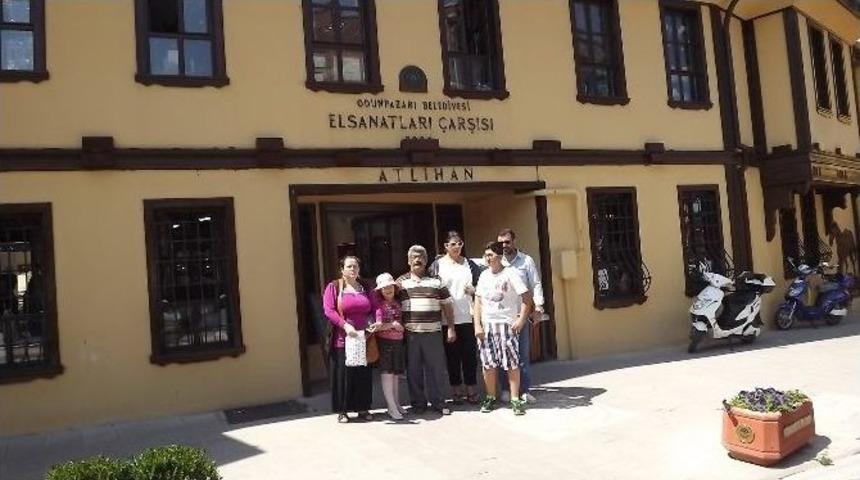 Adanalılar Odunpazarı&rsquo;na Hayran Kaldı