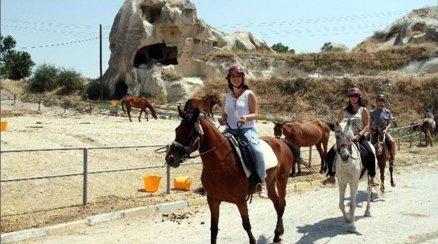 Sırbistan&rsquo;dan Gelen &Ouml;ğrenciler Kapadokya&rsquo;da