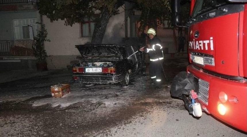Beyşehir&rsquo;de Otomobil Yangını