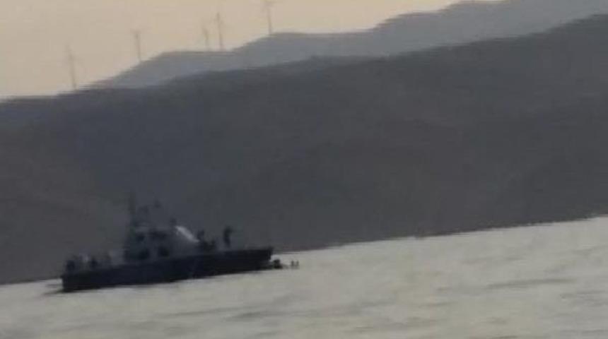 Yunan Sahil G&uuml;venliği &Ouml;l&uuml;me Terk Etti, T&uuml;rk Balık&ccedil;ılar Kurtardı